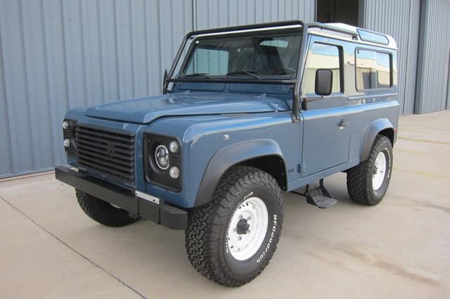 1997 Land Rover Defender JDM car for sale — photo 4 of 25