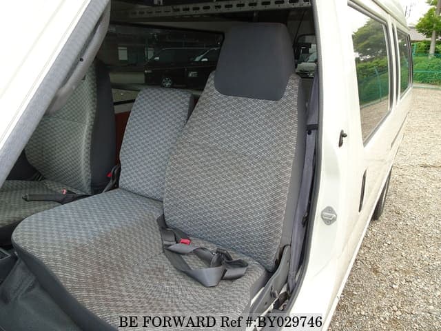 2003 Toyota HiAce JDM car for sale — photo 18 of 25