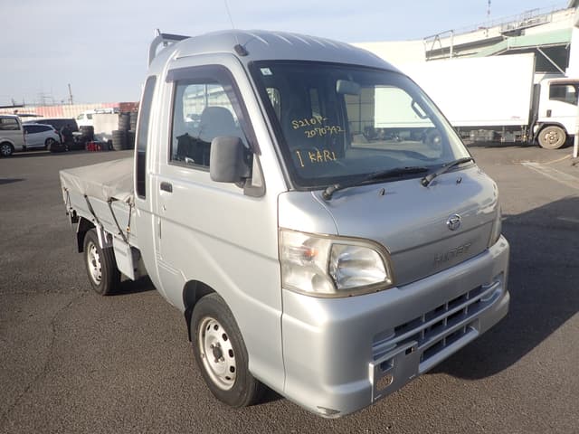 2006 Daihatsu Hijet JDM car for sale — photo 2 of 24