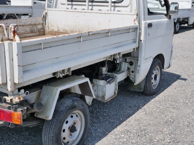 2000 Daihatsu Hijet JDM car for sale — photo 18 of 25