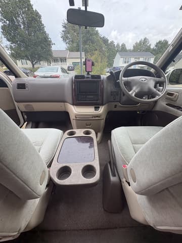 1999 Toyota Grand Hiace JDM car for sale — photo 5 of 17