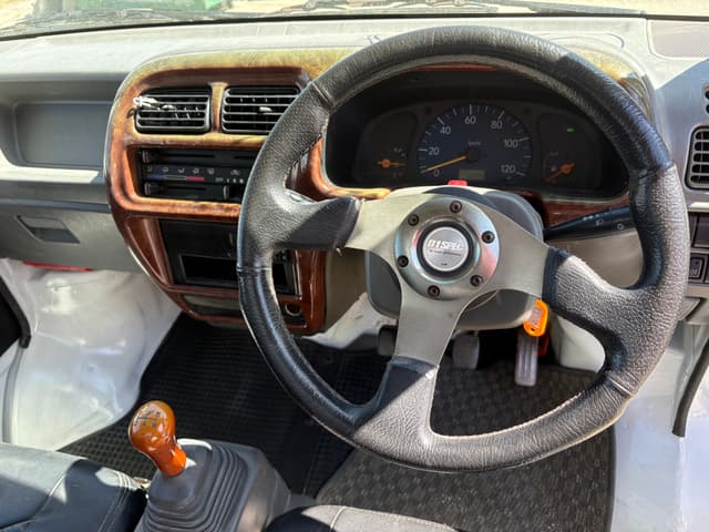 1999 Suzuki Carry JDM car for sale — photo 17 of 25