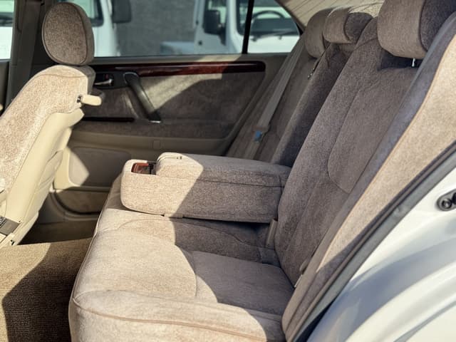 1999 Toyota Majesta JDM car for sale — photo 11 of 24