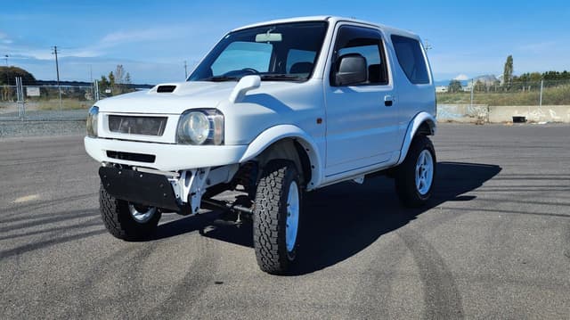 1999 Suzuki Jimny JDM car for sale — photo 8 of 10