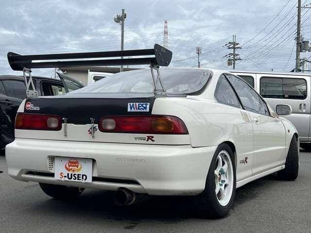 1998 Honda Integra JDM car for sale — photo 3 of 20