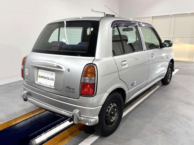 2001 Daihatsu Mira JDM car for sale — photo 5 of 25