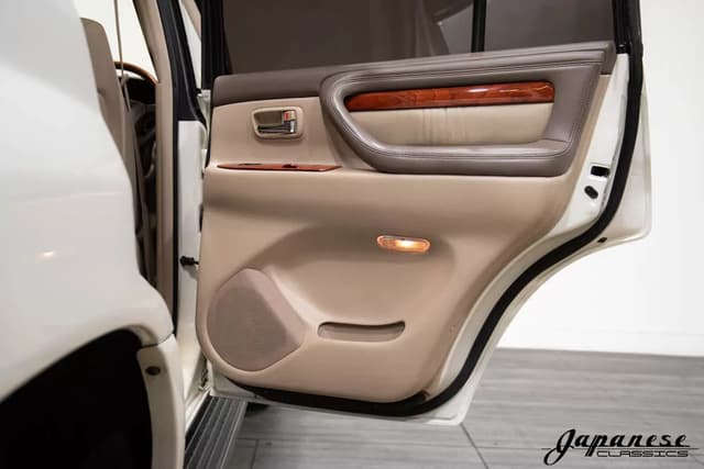 2000 Toyota Land Cruiser JDM car for sale — photo 22 of 25