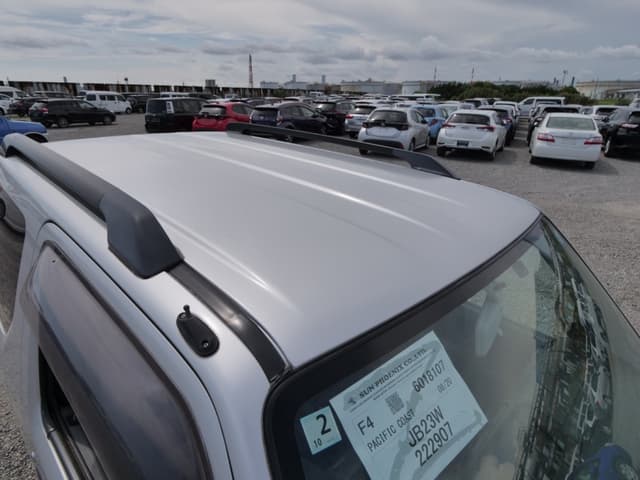2001 Suzuki Jimny JDM car for sale — photo 14 of 25