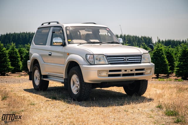 2000 Toyota Land Cruiser JDM car for sale — photo 15 of 25