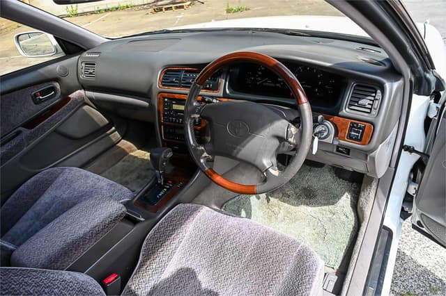 2000 Toyota Chaser JDM car for sale — photo 17 of 21