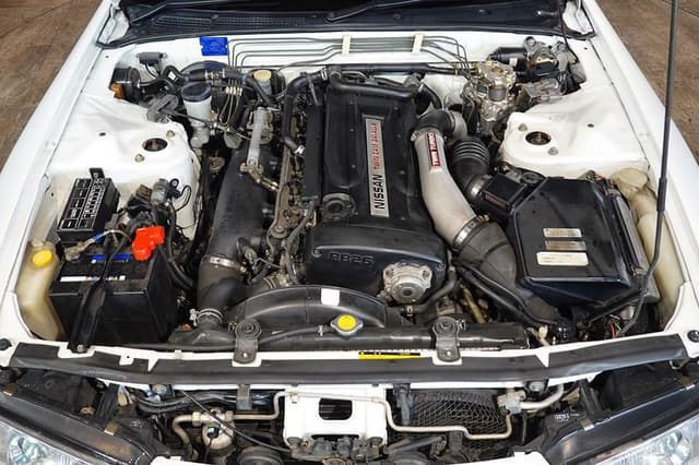 1994 Nissan Skyline JDM car for sale — photo 4 of 25