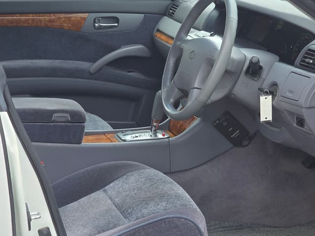 1999 Nissan Cedric JDM car for sale — photo 7 of 22