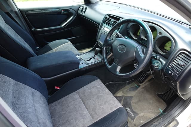 1999 Toyota Aristo JDM car for sale — photo 15 of 20