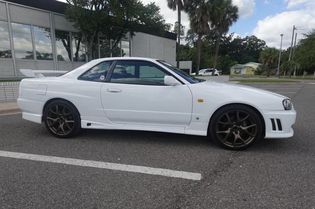 1998 Nissan Skyline JDM car for sale — photo 5 of 18