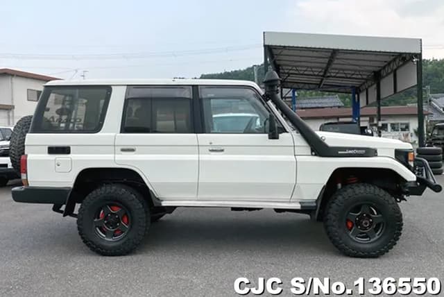 2001 Toyota Land Cruiser JDM car for sale — photo 7 of 12