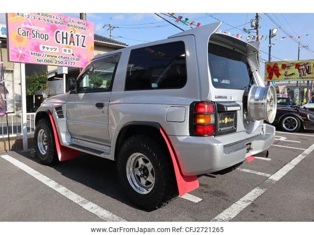 1998 Mitsubishi Pajero JDM car for sale — photo 6 of 10