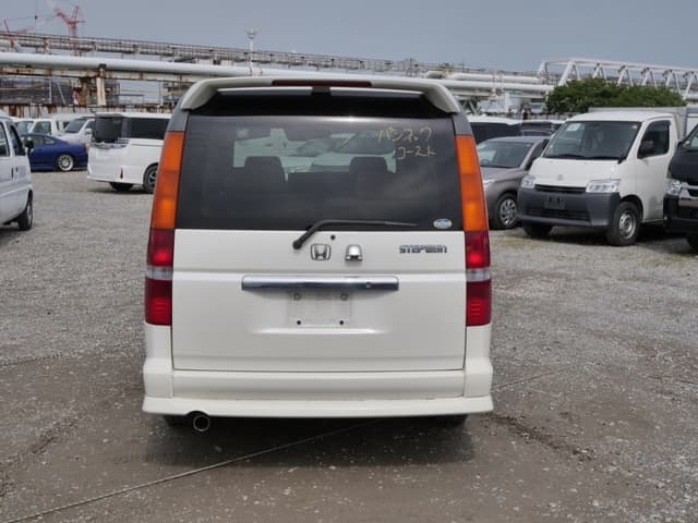 2001 Honda Stepwagon JDM car for sale — photo 6 of 25