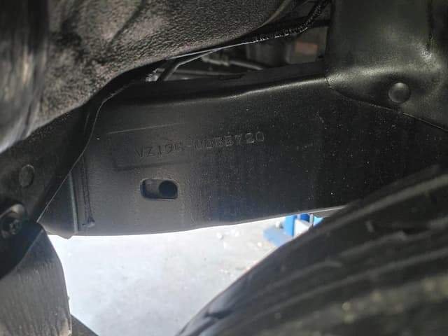 1999 Toyota Land Cruiser Prado JDM car for sale — photo 20 of 25