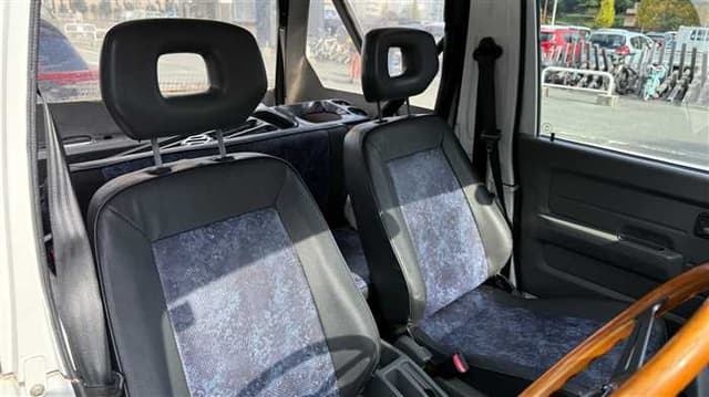1997 Suzuki Jimny JDM car for sale — photo 7 of 25