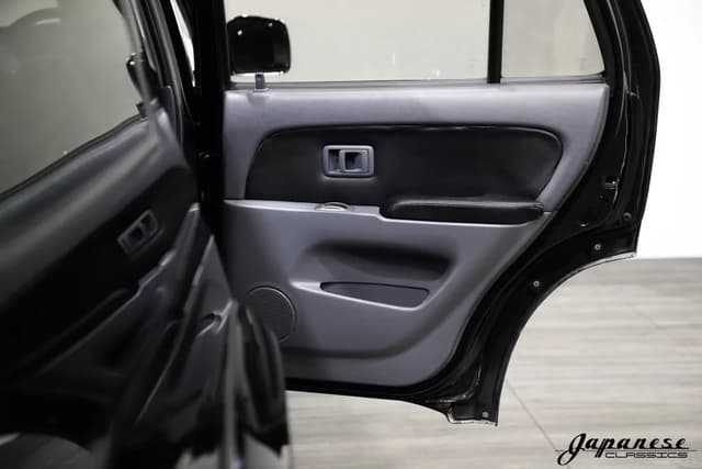 1999 Toyota Hilux JDM car for sale — photo 21 of 25
