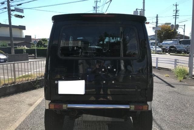 1996 Suzuki Jimny JDM car for sale — photo 8 of 9