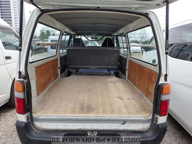 2002 Toyota HiAce JDM car for sale — photo 20 of 25