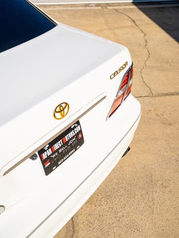 2001 Toyota Celsior JDM car for sale — photo 19 of 20