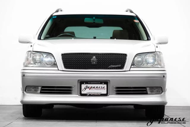 2000 Toyota Crown JDM car for sale — photo 2 of 25