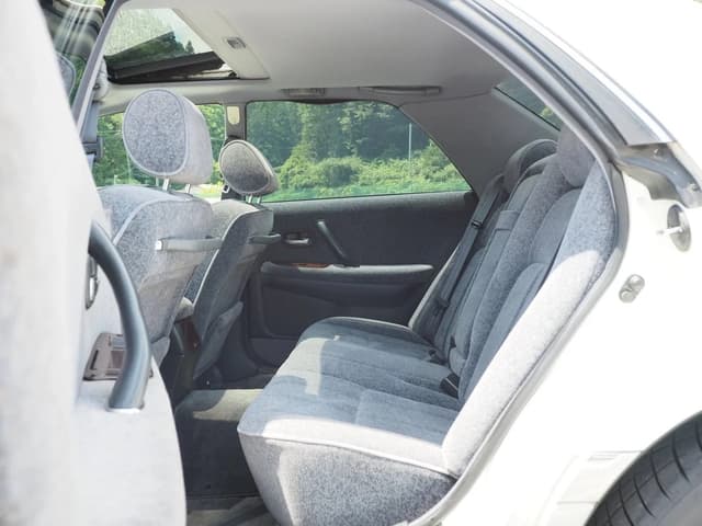 1999 Toyota Crown JDM car for sale — photo 6 of 22