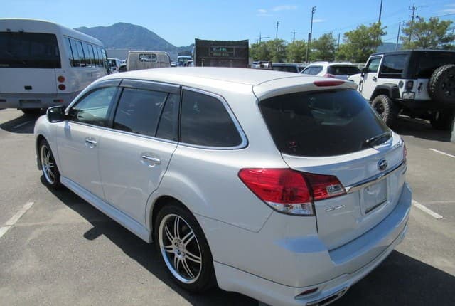2009 Subaru Legacy JDM car for sale — photo 3 of 25