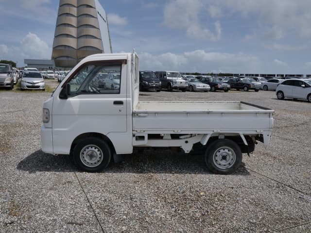 2001 Daihatsu Hijet JDM car for sale — photo 8 of 25