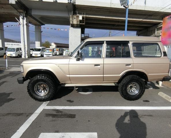1985 Toyota Land Cruiser JDM car for sale — photo 10 of 25