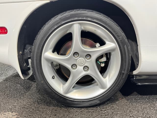 2002 Mazda Roadster (Eunos Roadster / MX-5) JDM car for sale — photo 24 of 25