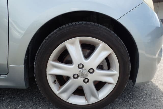 2006 Toyota Vitz JDM car for sale — photo 12 of 25