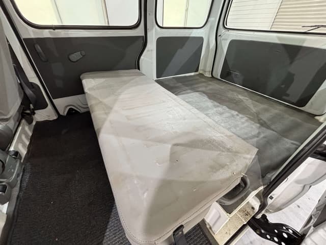 1999 Suzuki Every JDM car for sale — photo 16 of 25