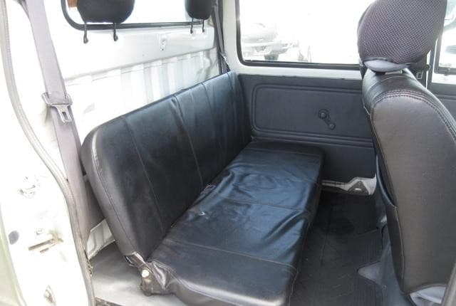 2005 Daihatsu Hijet JDM car for sale — photo 14 of 25
