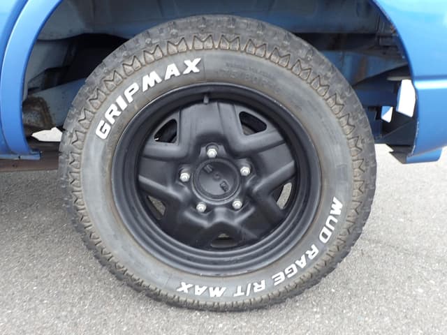 1999 Suzuki Jimny JDM car for sale — photo 10 of 25
