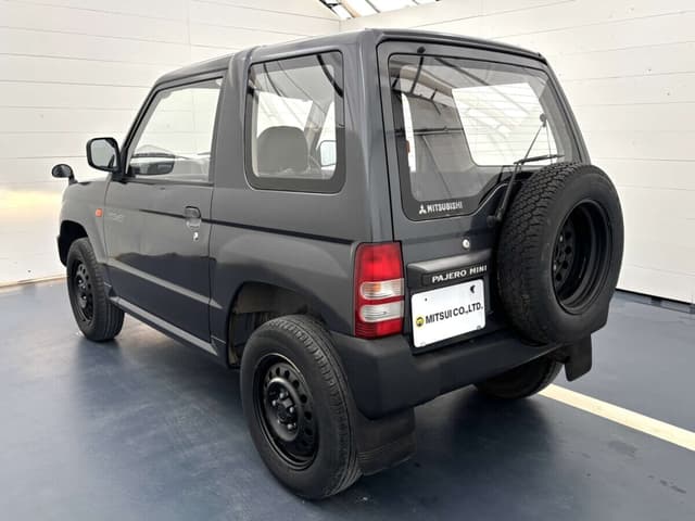 1995 Mitsubishi Pajero Mini JDM car for sale — photo 4 of 25