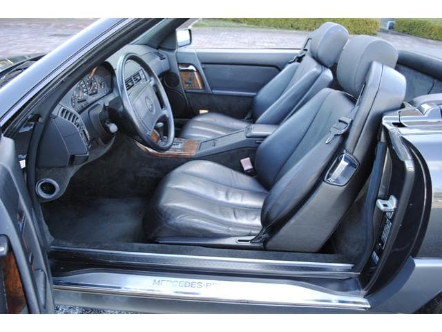 1991 Mercedes-Benz SL-Class JDM car for sale — photo 7 of 25