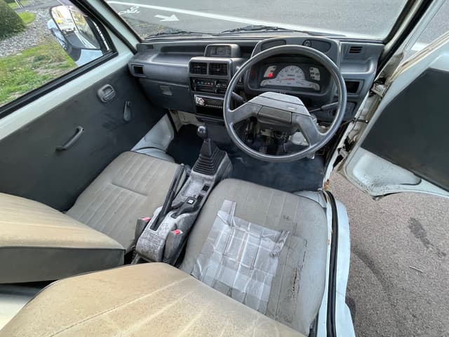 1991 Mitsubishi Minicab JDM car for sale — photo 23 of 25