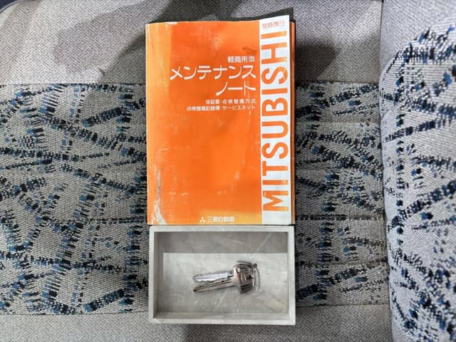 1999 Mitsubishi Minicab JDM car for sale — photo 25 of 25