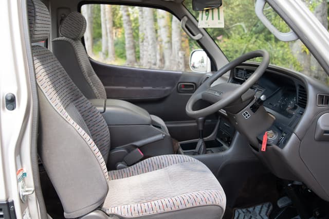 1994 Toyota HiAce JDM car for sale — photo 9 of 14