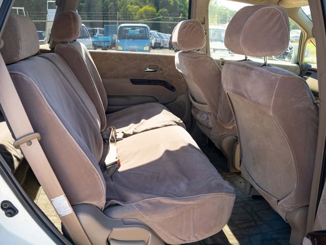 2000 Honda Odyssey JDM car for sale — photo 13 of 14