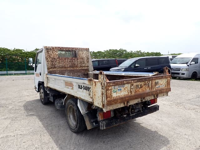 2011 Isuzu Elf JDM car for sale — photo 8 of 25