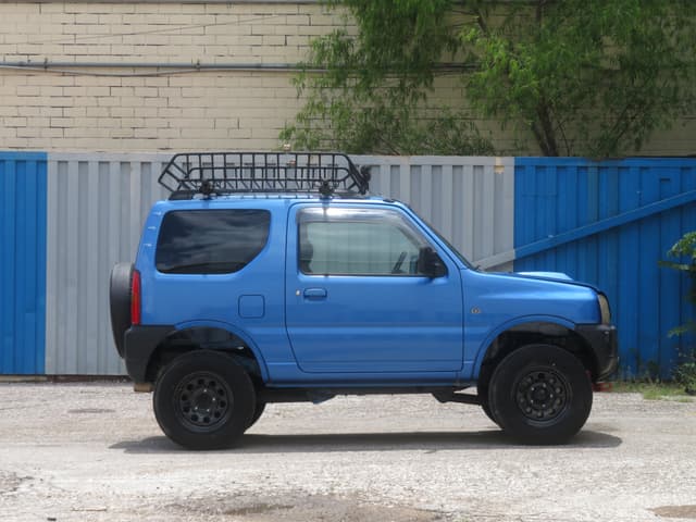 2001 Suzuki Jimny JDM car for sale — photo 9 of 24