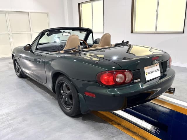 2001 Mazda Roadster (Eunos Roadster / MX-5) JDM car for sale — photo 4 of 25