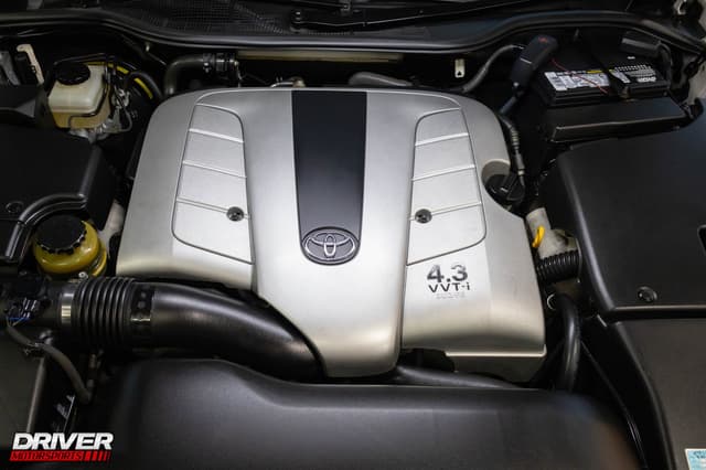 2000 Toyota Celsior JDM car for sale — photo 4 of 23