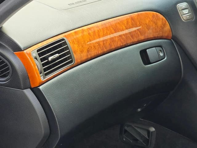 2000 Toyota Celsior JDM car for sale — photo 8 of 25