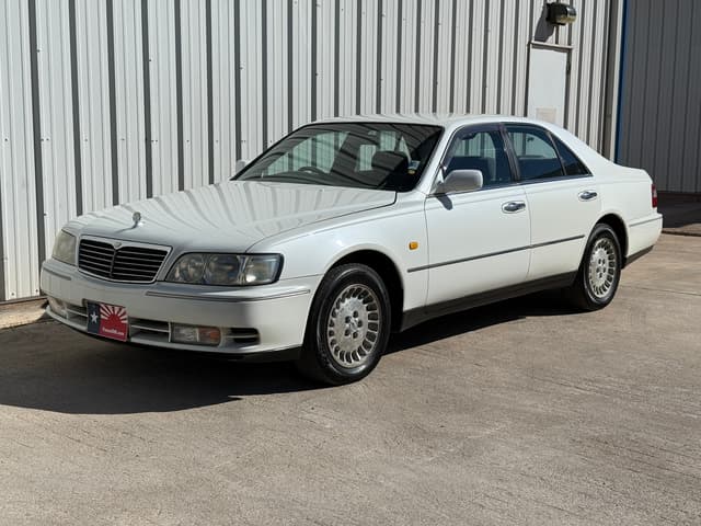 1997 Nissan Cima JDM car for sale — photo 6 of 21
