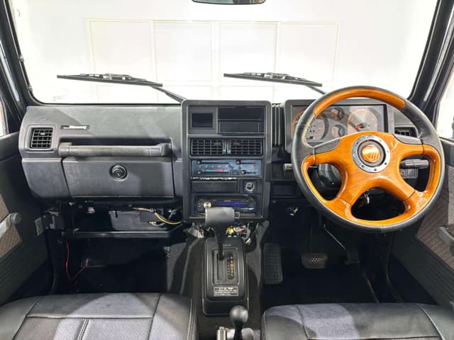 1994 Suzuki Jimny JDM car for sale — photo 8 of 25
